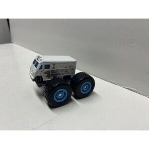 Hasbro Tonka 2009 Diecast Monster Truck Polar Vehicle